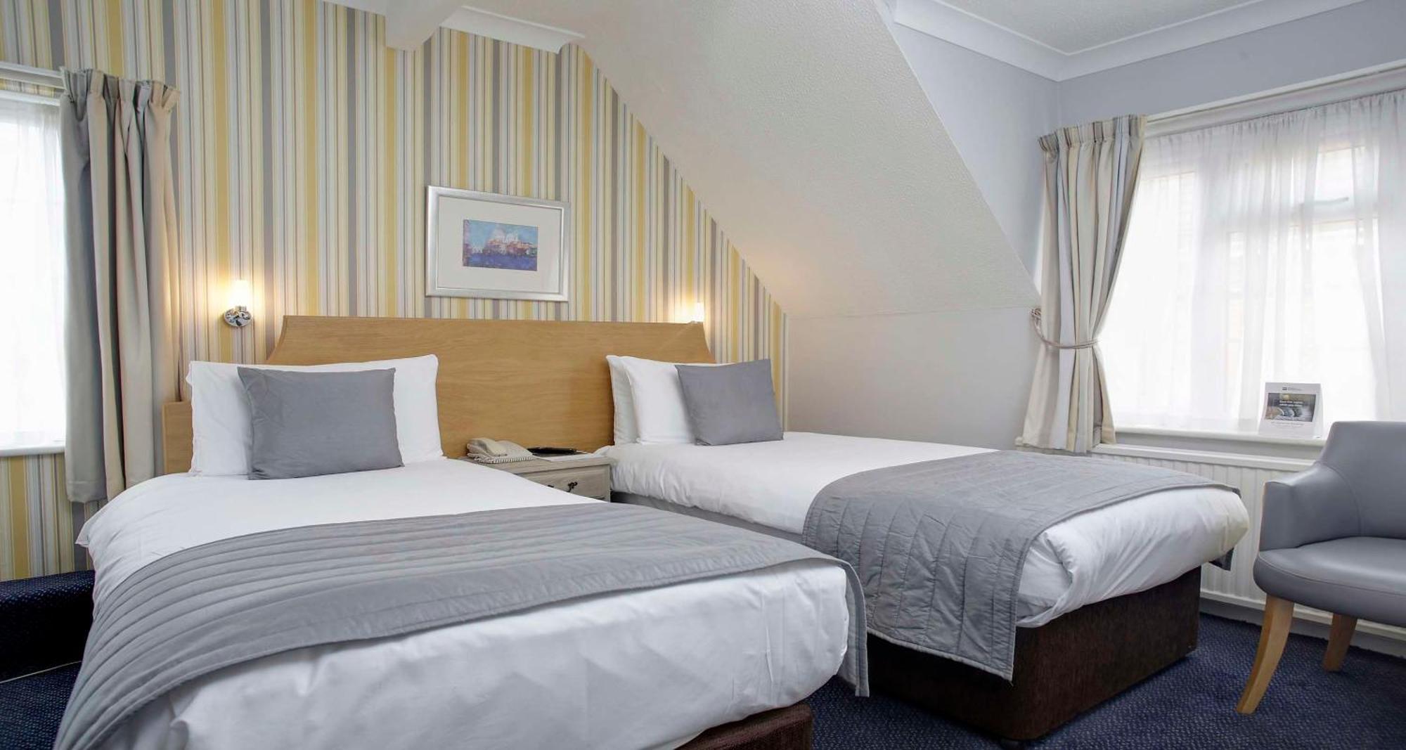 Best Western Reading Calcot Hotel Esterno foto